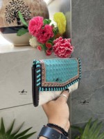 Pochette sculptée à la main, magnifique design, couleur turquoise, portefeuille en cuir de vachette, multi-usages, nouveau design, pochette pour femmes