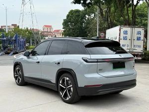 Nuevo SUV Eléctrico de Lujo de Energía Nueva 2024, 100 kWh, 3.9s, Sin Accidentes y Listo para Enviar - Product Image 4