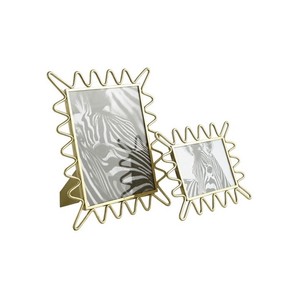 Embrace Rustic Beauty with This Handcrafted Aluminum <b>Photo</b> <b>Frame</b> Perfect for Contemporary or Minimalist Spaces - Product Image 6