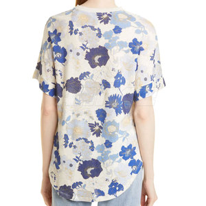 T-shirt pour femme de coupe classique avec sensation légère T-shirt de style vintage pour femme avec un look doux et lavé - Product Image 2