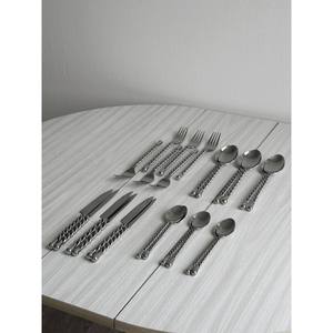Service de couverts en métal torsadé plaqué argent antique de 24 pièces, vaisselle faite à la main, design minimaliste, décoration élégante, cadeau unique - Product Image 4