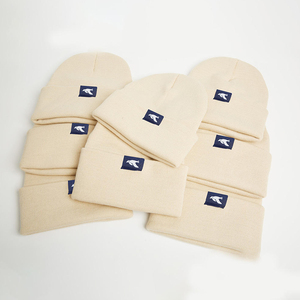 Tùy Chỉnh Ngụy Trang Dệt Kim Có Thể Đảo Ngược Beanie Vá Tên Đội | OEM Cá Nhân 100% Acrylic Unisex Beanie Hat Nhà Máy Nhà Cung Cấp - Product Image 3