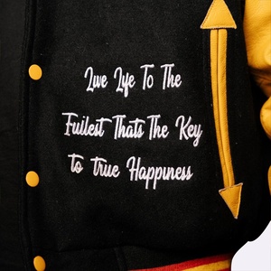 แจ็กเก็ตเบสบอลผ้ากำมะหยี่ปักโลโก้สำหรับผู้ชายเสื้อแจ็คเก็ตแขนเสื้อหนังสีดำแนววินเทจ - Product Image 3