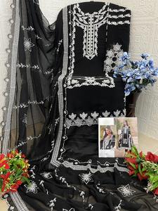 Costumes pakistanais au design attrayant avec costume Salwar en fausse Georgette lourde pour mariage et fête du fournisseur indien - Product Image 3