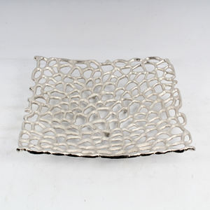 Ensemble de 2 plateaux à fruits en aluminium plaqué argent de haute qualité Plateau de service en forme de feuille de meilleure conception Durable élégant avec une finition de qualité supérieure - Product Image 6