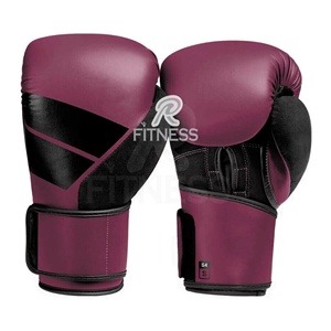 นวมชกมวยออกแบบเองได้ หนังสีดำ/แดง โลโก้ PVC แบบกำหนดเอง ป้องกันการลื่น ปิดด้วยแถบตีนตุ๊กแก RC Fitness Wear - Product Image 1