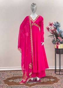 Vestido de fiesta de diseñador Look Alia con conjunto de Plazzo y Dupatta - Product Image 5