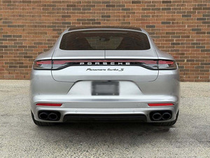 รถยนต์รุ่นฮิตปี 2024 Turbo S AWD พวงมาลัยซ้าย ภายในสีเข้ม เบาะหนัง ยาง R17 คูเป้ เกียร์อัตโนมัติ หลังคาซันรูฟแบบพาโนรามา สภาพดี - Product Image 2