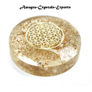 Nouveau pendentif en orgonite turquoise attrayant avec cordon, produits en orgone à prix raisonnable de Amayra Crystals - Product Image 3