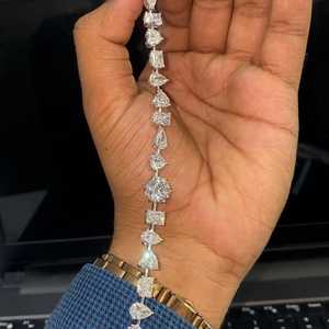 Bracelet tennis avec diamants multiformes, bracelet fantaisie en or 14 carats avec diamants de coupe mixte, cadeau d'anniversaire, bijoux de mariage alternatifs. - Product Image 1