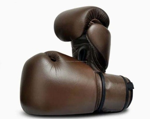 Gants de boxe thaïlandais personnalisés de haute qualité pour enfants 6oz 10oz gants d'entraînement Mma en cuir Pu pour la salle de sport, le fitness et les arts martiaux - Product Image 6
