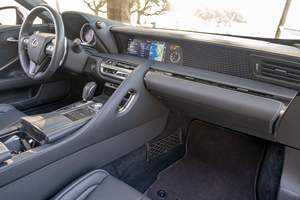 Lexus LC 500 Convertible 2023 SUPER LIMPIO, LISTO PARA ENVIAR - Product Image 5