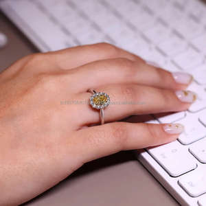 Charmante bague de fiançailles pour femme certifiée IGI fantaisie taille ovale diamant cultivé en laboratoire VVS clarté mariage Halo réglage 10K/14K/18K - Product Image 1