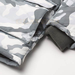 High Street Style Cómoda chaqueta Parka con capucha Ropa de moda más vendida para uso en invierno al aire libre con patrón de letras - Product Image 4