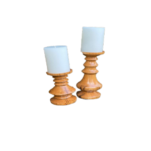 Ensemble de bougeoirs fabriqués à partir d'un ensemble de 2 pôles électriques récupérés - Product Image 1