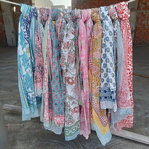 โสร่งยาวสไตล์โบฮีเมียนสำหรับผู้หญิงผ้าโสร่งผ้าฝ้าย100% พิมพ์ลายแบบดั้งเดิมสไตล์อินเดีย - Product Image 1