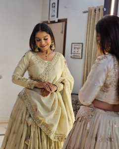 Calidad Premium Heavy Chinon Silk Cancan Canvas Patta Lentejuelas hermosas Zari Bordado Trabajo Más popular Lehenga Choli Party - Product Image 3