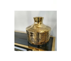 Vase à fleurs classique moderne en aluminium Nouvel objet décoratif en métal durable tendance pour table d'hôtel ou de restaurant de maison de mariage - Product Image 2