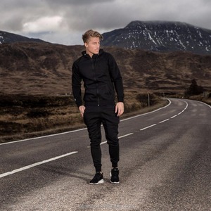 Pull-over à capuche à motif uni pour hommes, vêtements de fitness personnalisés OEM - Product Image 5