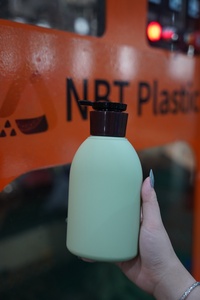HDPE 500ml Plastic Bottle for Cosmetics Screen Printed Design with Press Nozzle <b>Shower</b> Gel Conditioner & Soap Packaging - Product Image 5