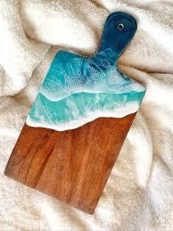 2024 vente chaude planche à fromage en bois et résine avec personnaliser le travail d'art époxy à bas prix planche à découper et à découper de haute qualité - Product Image 3