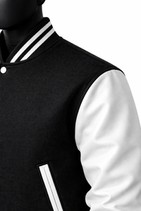 แจ็คเก็ตวาร์ซิตี้สีดำขาวแบบกำหนดเอง แจ็คเก็ตเลตเตอร์แมนผ้าขนสัตว์ผสม แจ็คเก็ตเบสบอลติดกระดุมแบบสแนป รับผลิตแบบ OEM แบรนด์ส่วนตัว ขายส่ง - Product Image 6