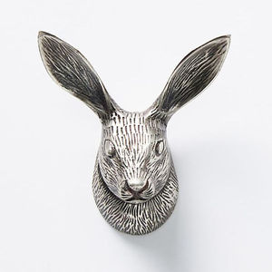 Crochet mural décoratif fait à la main en métal argenté polonais pour serviette et vêtements pour la décoration intérieure - Product Image 1