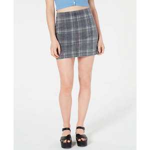 Minigonna nera in denim stampato di Tinseltown Junior, taglia 5, vestibilità aderente - Product Image 1