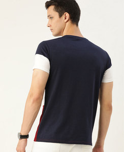 เสื้อยืดระบายอากาศสีขาวสำหรับผู้ชายผ้าฝ้ายเนื้อดี160gsm 100% ออกแบบโลโก้ OEM ตามสั่ง - Product Image 4