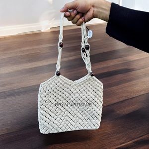 Bolso Tote de Macramé Hecho a Mano de Estilo Bohemio, Bolso de Playa de Ganchillo con Forro de Algodón, Estilo Moderno con Cierre Esencial - Product Image 3