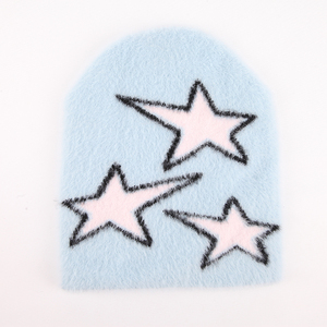 Bonnet tendance personnalisé en jacquard avec logo personnalisé Bonnets tricotés chauds pour l'hiver en mohair - Product Image 4