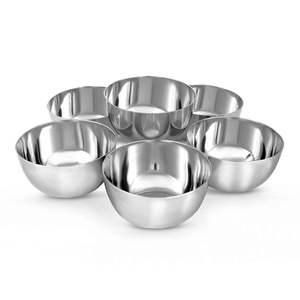 Cuenco de Metal Estilo Indio para Servir, Diseñado para Presentaciones en Fiestas Familiares, Colocación en Mesas de Restaurantes, y Experiencias de Anfitrión en Bodas - Product Image 1