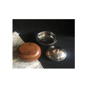 Boîte Chapati en laiton de conception gravée avec couvercle en forme ronde pour les restaurants d'hôtel à la maison et l'utilisation à la main - Product Image 1