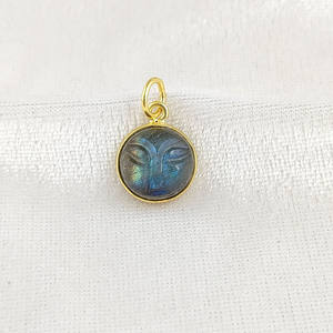 926 argent lune visage sculpté Labradorite pierres précieuses pendentif à breloque bijoux plaqué or breloques rondes faisant des bijoux - Product Image 2