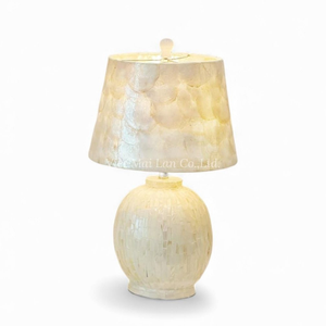 Lámpara de Mesa de Nácar, Incrustaciones de Concha Hechas a Mano, Iluminación Decorativa para Decoración de Hogar de Alta Gama - Product Image 2