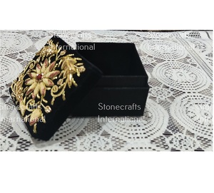 Haute demande fabriqué à la main MDF soie tissu Zardozi boîte élégant approvisionnement en gros pour le stockage de bijoux - Product Image 1