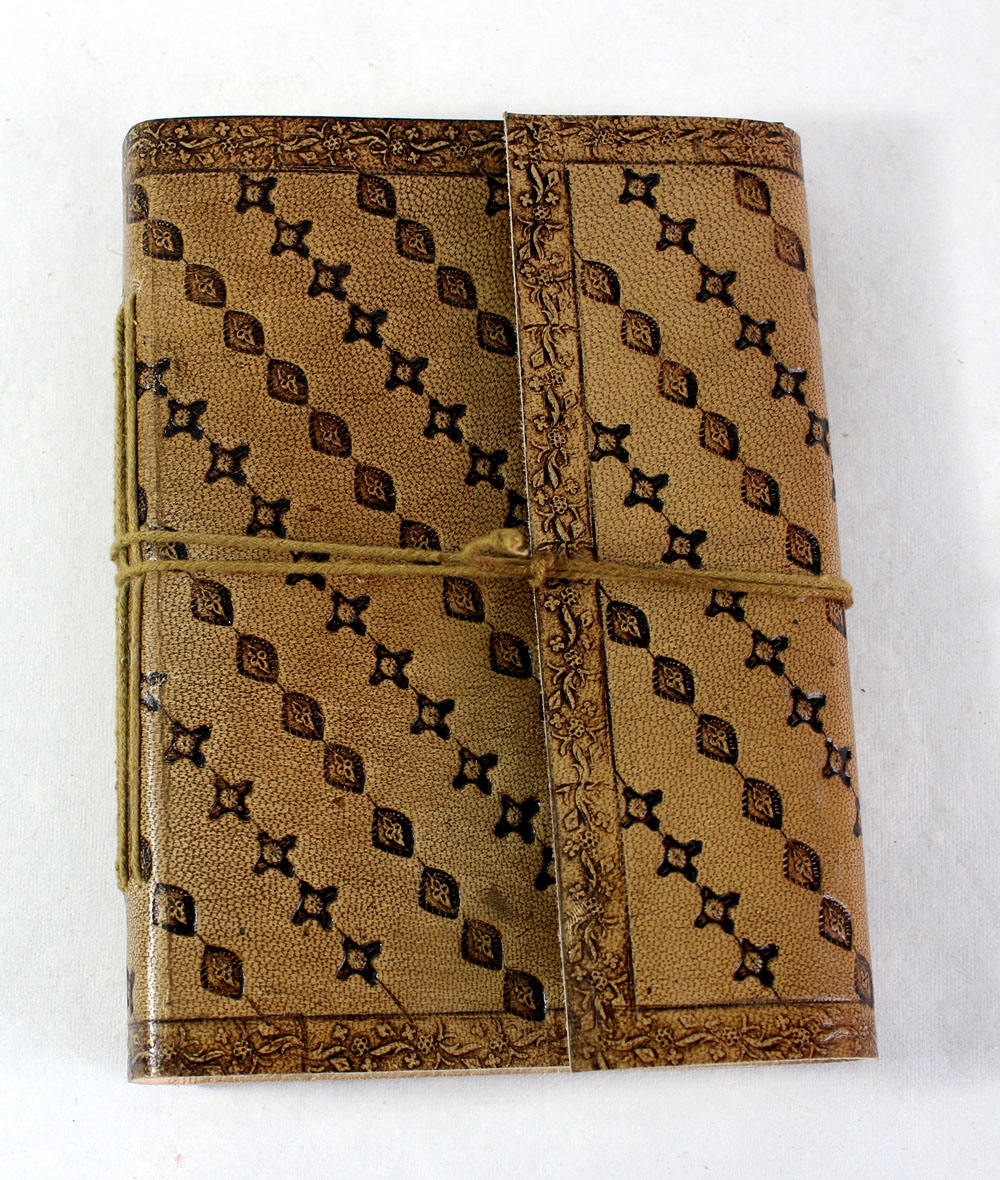 สีน้ำตาลกากี