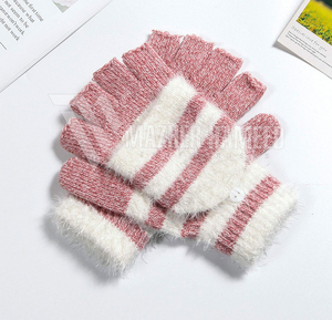 Gants demi-doigts thermiques en tricot rayé à la mode décontractée pour hommes et femmes Nouveau design Gants chauds d'hiver du Pakistan - Product Image 4