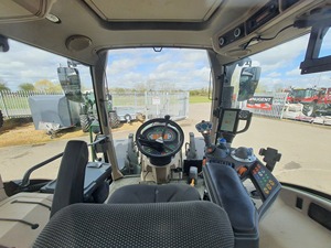 Maquinaria agrícola 4x4 Wheel Drive 1050 Vario 180HP Fendt Tractor 70HP Tractor agrícola 180hp 4wd Fendt B5000DT Tractores usados - Product Image 2