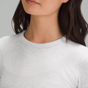 Conjunto de Top Corto Deportivo para Mujer, con Capucha, Transpirable, Resistente al Viento, Ecológico, de Secado Rápido, Teñido en Prenda, con Botones de Malla, 100% - Product Image 4