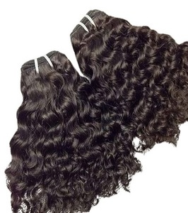 Extensions de cheveux bouclés noirs indiens Remy de haute qualité, non traités, provenant d'un seul donneur, cheveux vierges bruts, extrémités tirées individuellement, cheveux bruts - Product Image 1