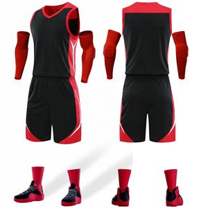 Ensemble de maillots de basket-ball réversibles unisexes personnalisés OEM avec short unisexe de taille supérieure, vêtements de sport respirants avec logo de l'équipe - Product Image 6