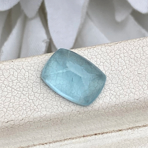 Cabochons en forme de coussin aigue-marine de couleur naturelle avec une pierre précieuse en vrac de bon lustre pour la fabrication de bijoux 2.70 carats - Product Image 1