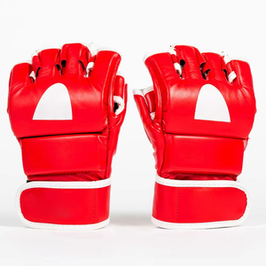 Gants de MMA professionnels en cuir à demi-doigts pour grappling, gym, boxe et entraînement de combat, logo et taille personnalisés, fabriqués au Pakistan - Product Image 2