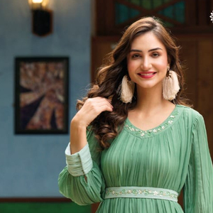 Georgette-Vestido largo de boda de crepé interno, traje con patrón aplastado, trabajo hecho a mano, con cinturón - Product Image 1