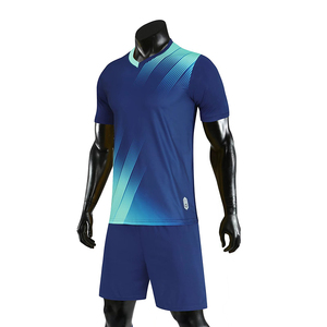 Kit de entrenamiento de camiseta de fútbol para hombre de secado rápido personalizado al por mayor conjunto completo de equipo europeo ropa de fútbol europeo por sublimación barata - Product Image 4