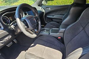 Dodge Charger Scat Pack Widebody Super Bee 2023 Usado (LHD/RHD) - Product Image 3