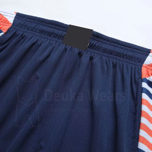 ชุดบาสเก็ตบอลผ้าโพลีเอสเตอร์ 100% พิมพ์ลายด้วยความร้อน MOQ ต่ำ พร้อมชื่อ/หมายเลขทีมเยาวชนที่ปรับแต่งได้ - Product Image 5