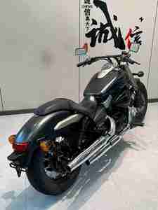 Motocicleta Cruiser Suzuki Boulevard VL800M5 C50 - Product Image 3