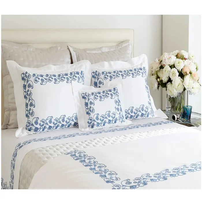 Custom Wholesale Embroidery Blue Floral Design Duvet Cover Set High Quality White Cotton Sateen Bedding Set for Home Hotel Weddi